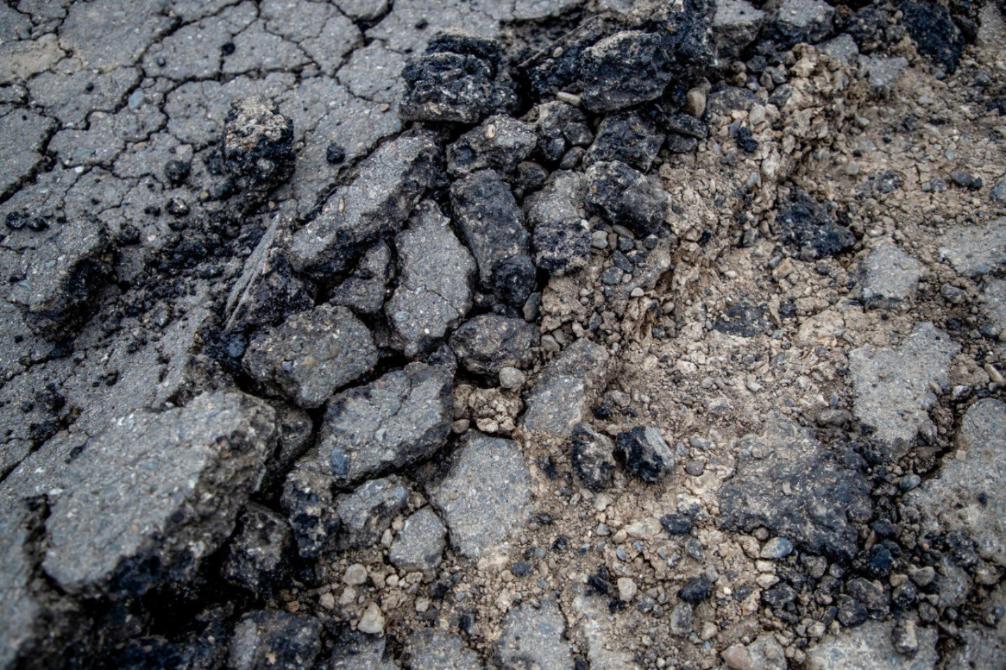 Усть-Каменогорск и ВКО / В ВКО детально изучат участки дорог, с которых асфальт сошел вместе со снегом Усть-Каменогорск и ВКО / В ВКО детально изучат участки дорог, с которых асфальт сошел вместе со снегом