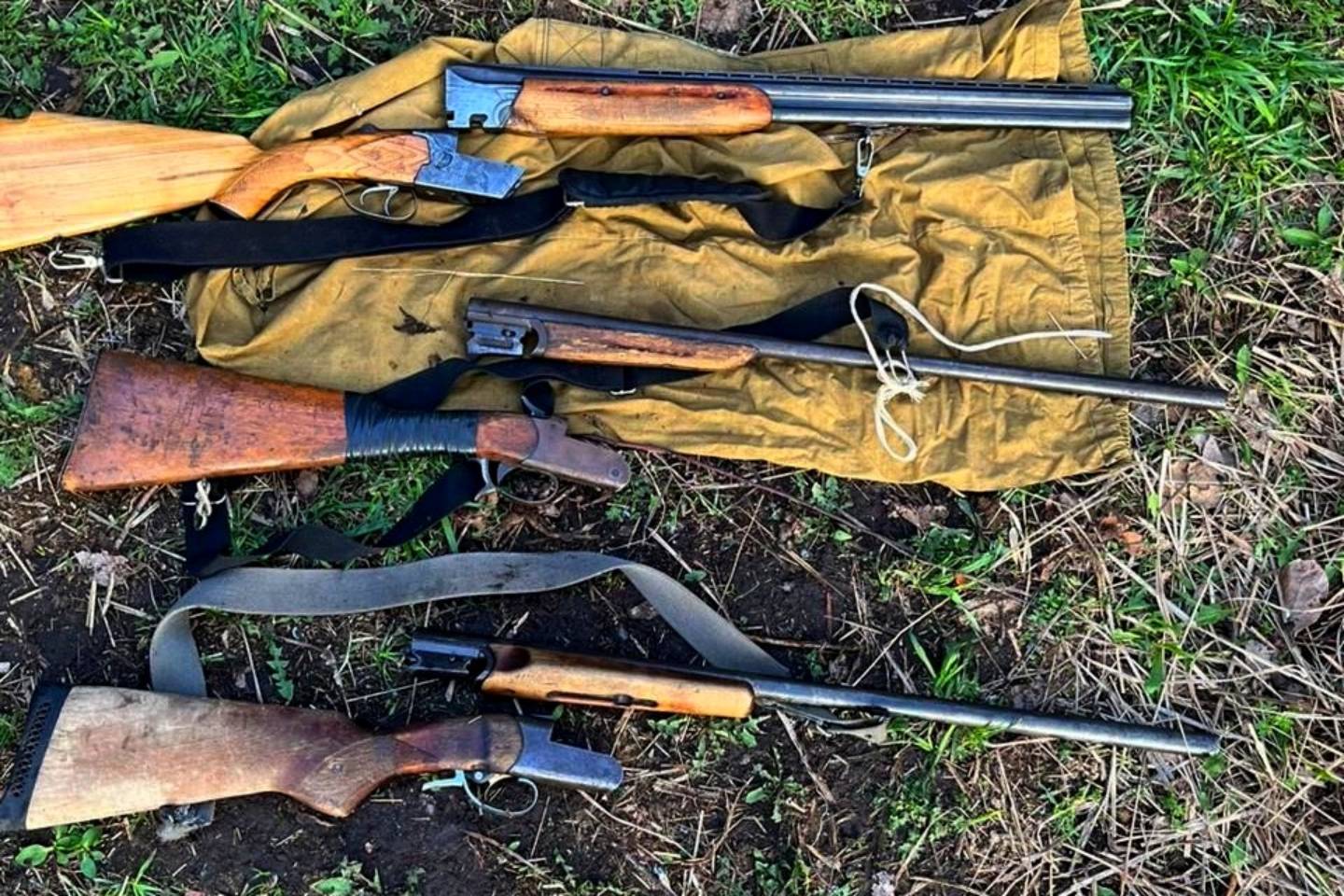 Происшествия в Казахстане и мире / Огнестрел и боеприпасы нашли в частном секторе Серебрянска