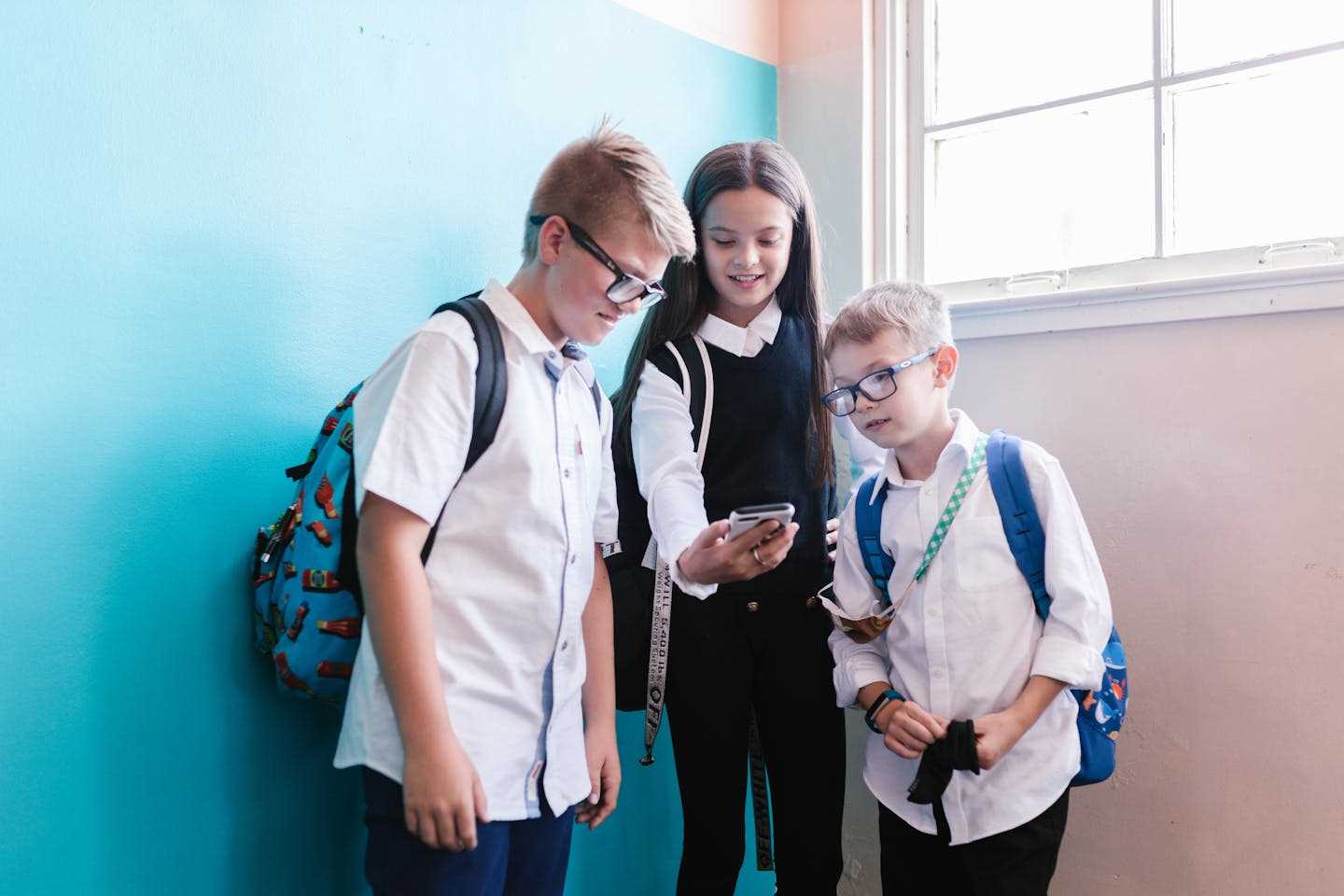 Новости Казахстана / Общество в Казахстане / Ужесточить правила использования смартфонов в школах хотят в Казахстане Новости Казахстана / Общество в Казахстане / Ужесточить правила использования смартфонов в школах хотят в Казахстане