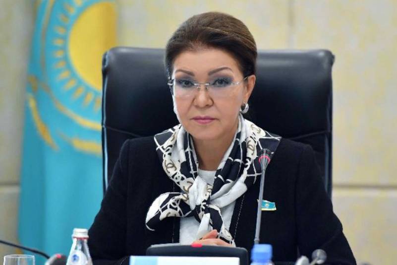 Новости Казахстана / Общество в Казахстане / Старшая дочь бывшего президента Казахстана покинула пост в Мажилисе