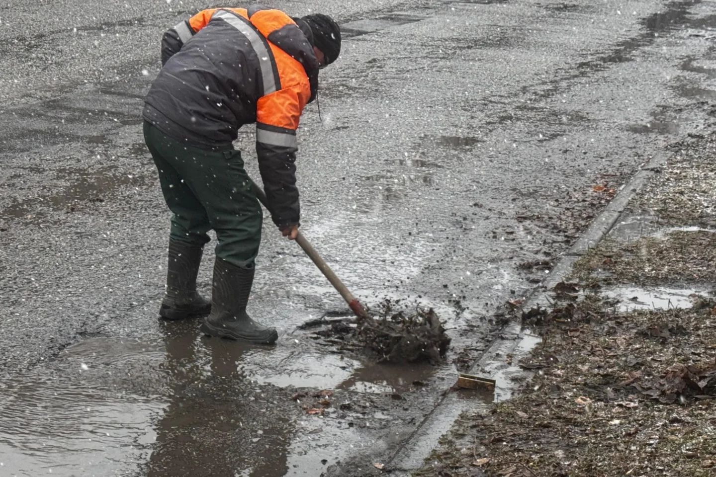 Усть-Каменогорск и ВКО / Усть-Каменогорск / Коммунальщики в Усть-Каменогорске перешли на усиленный режим работы