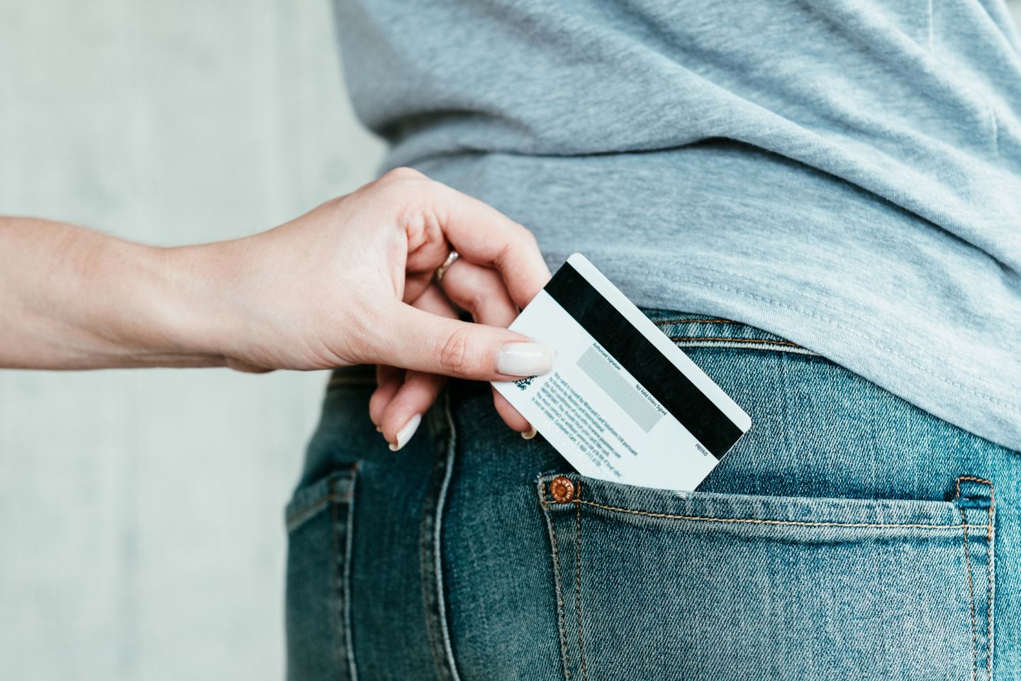 Новости Казахстана / Пенсионер из Караганды лишился 141 тыс. тенге