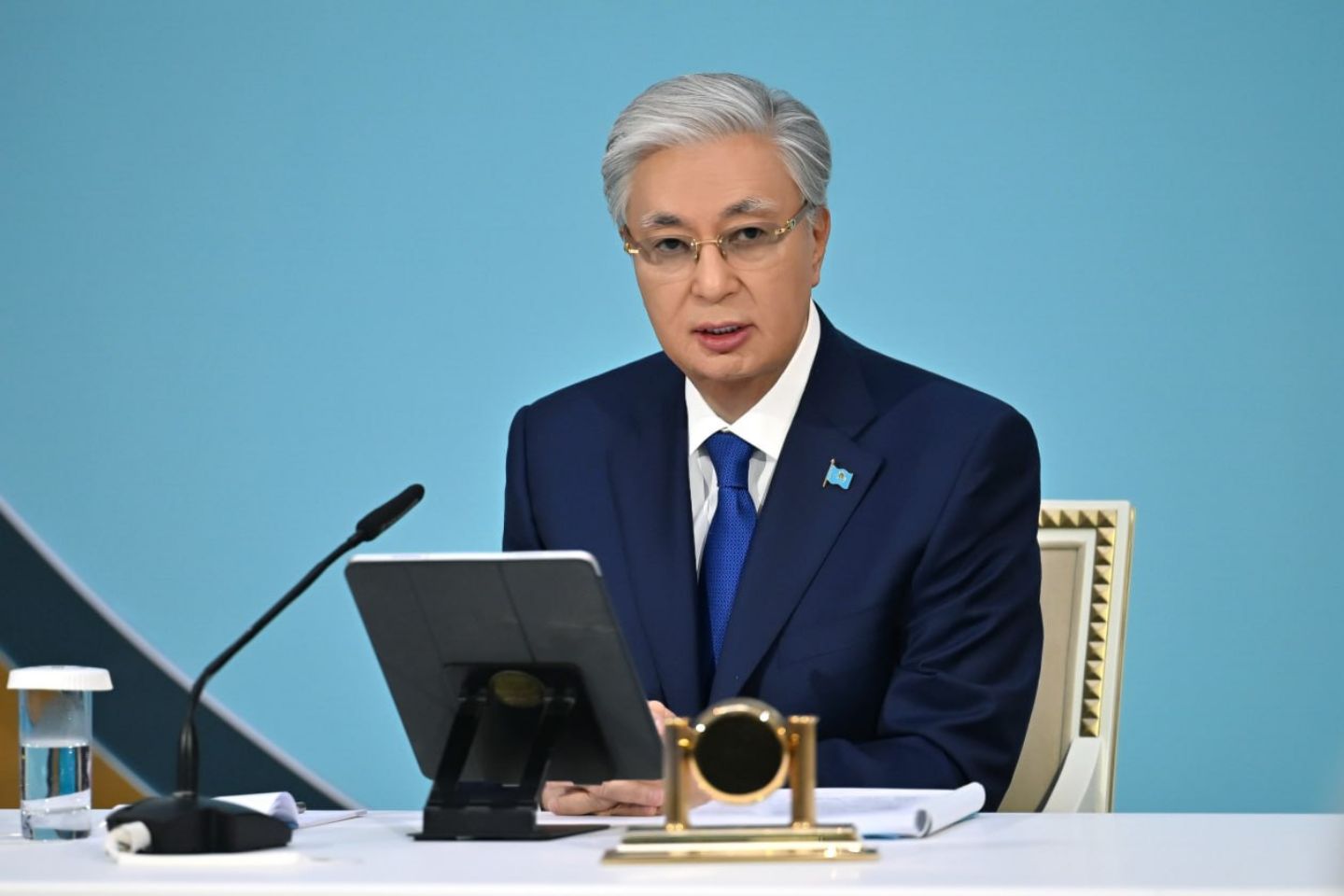 Новости Казахстана / Токаев предложил усилить роль парламента и сбалансировать ветви власти в РК