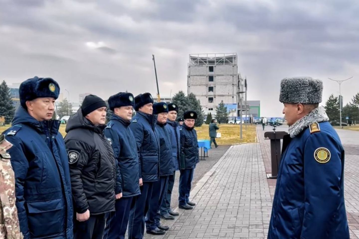 Новости Казахстана / 15 кинологов МВД отрабатывали поиск наркотиков и взрывчатки в новых условиях