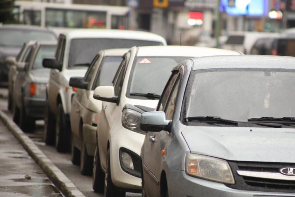 Происшествия в Казахстане и мире / За три дня в ВКО водворили на штрафстоянку 126 автомобилей