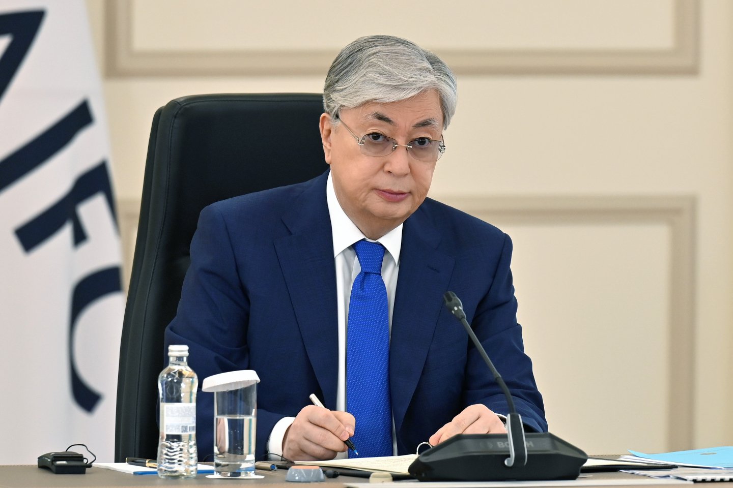 Новости Казахстана / Политика в Казахстане / Токаев высказал соболезнования в связи с гибелью Синдзо Абэ