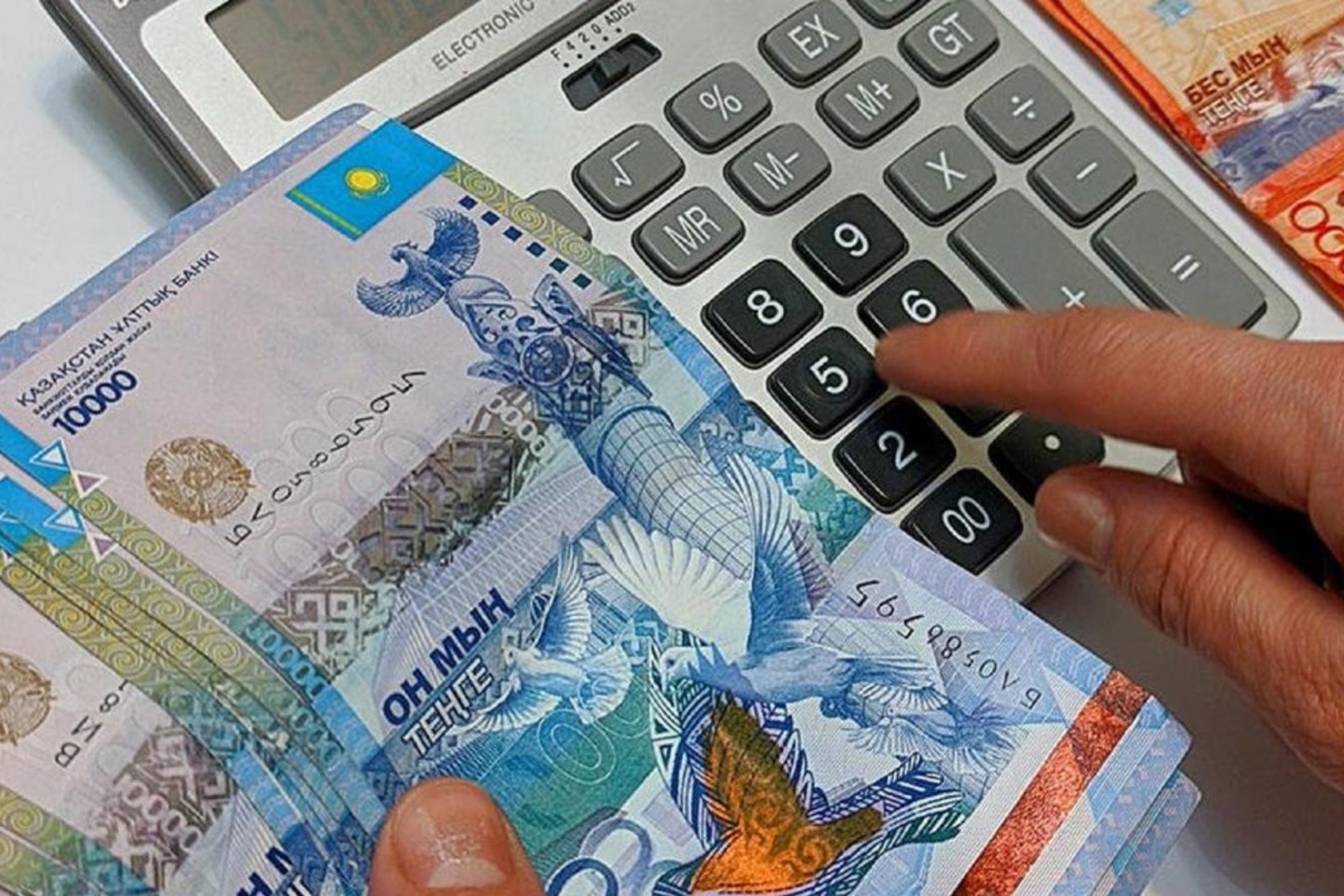 Новости Казахстана / Денсаулыққа зиянды жерде жұмыс істейтіндер көп өңірдің бірі - ШҚО Новости Казахстана / Денсаулыққа зиянды жерде жұмыс істейтіндер көп өңірдің бірі - ШҚО
