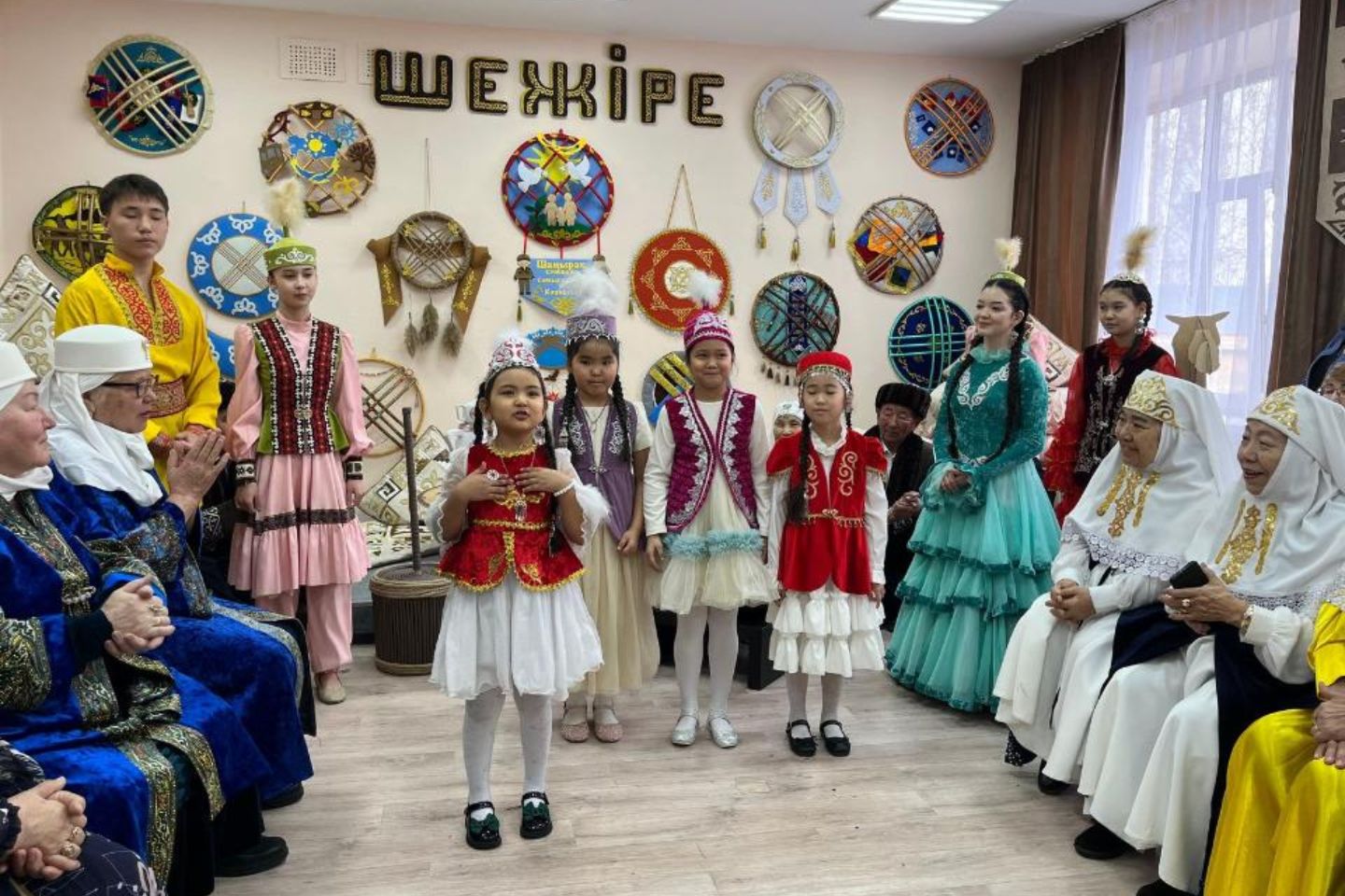 Усть-Каменогорск и ВКО / Алтай (район Алтай) / Кабинет национальных традиций открыли в одном из районов ВКО