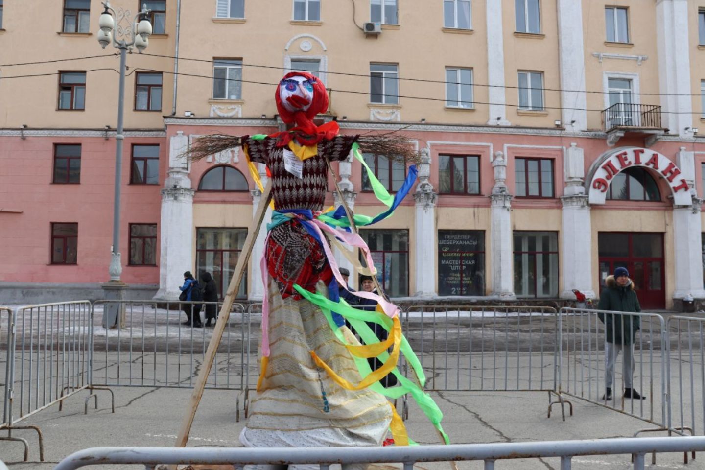 Усть-Каменогорск и ВКО / В Усть-Каменогорске Масленицу традиционно отметят у ДКМ