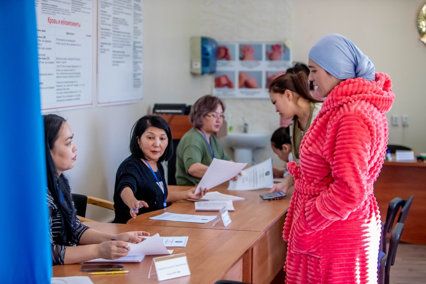 Усть-Каменогорск и ВКО / Усть-Каменогорск / Более 200 рожениц проголосовали в Усть-Каменогорске