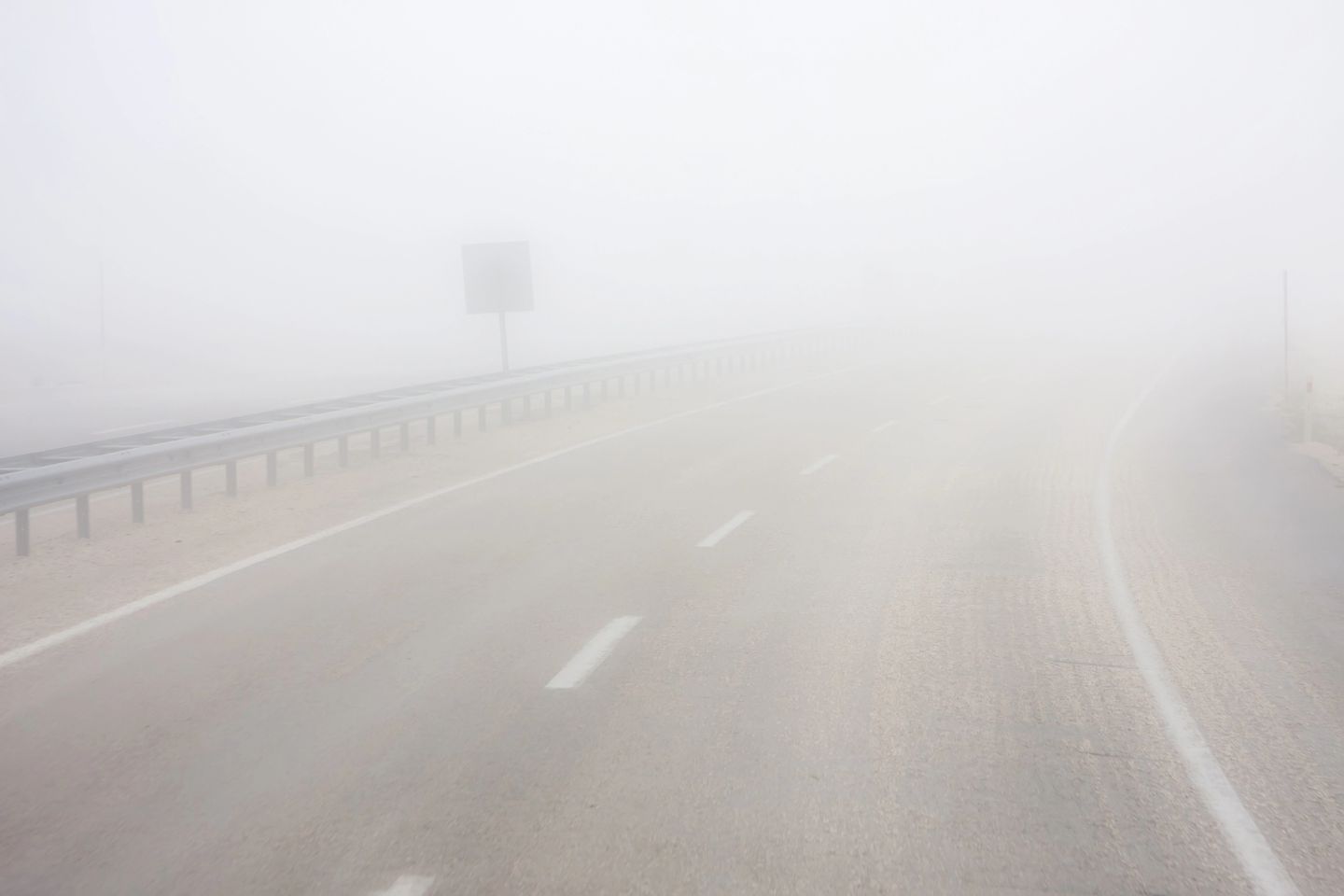 Усть-Каменогорск и ВКО / Штормовое предупреждение объявили в ВКО Усть-Каменогорск и ВКО / Штормовое предупреждение объявили в ВКО