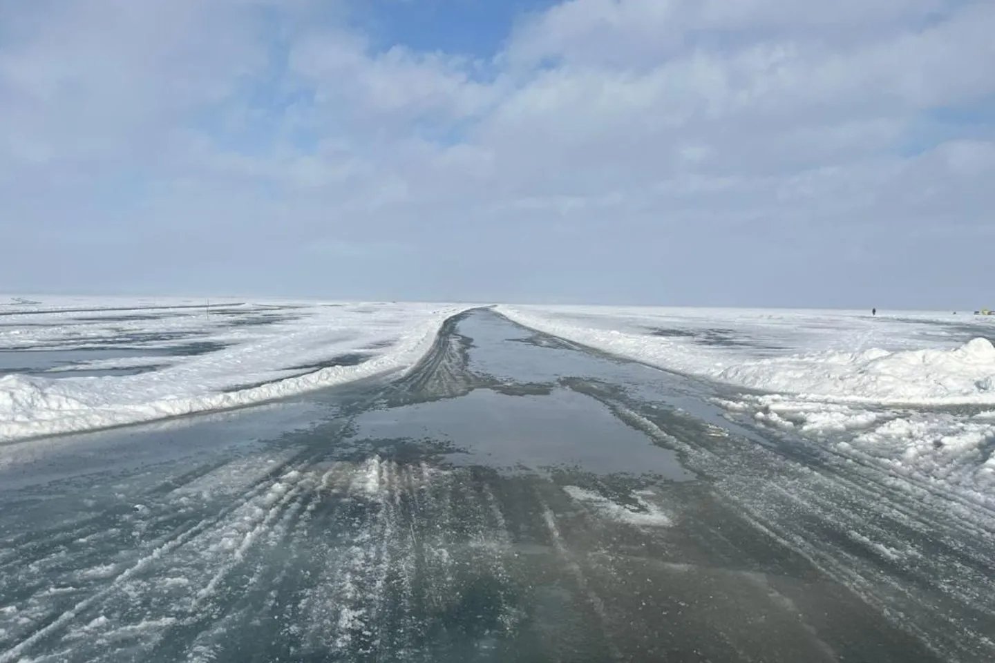 Усть-Каменогорск и ВКО / Закрыта ледовая переправа в ВКО