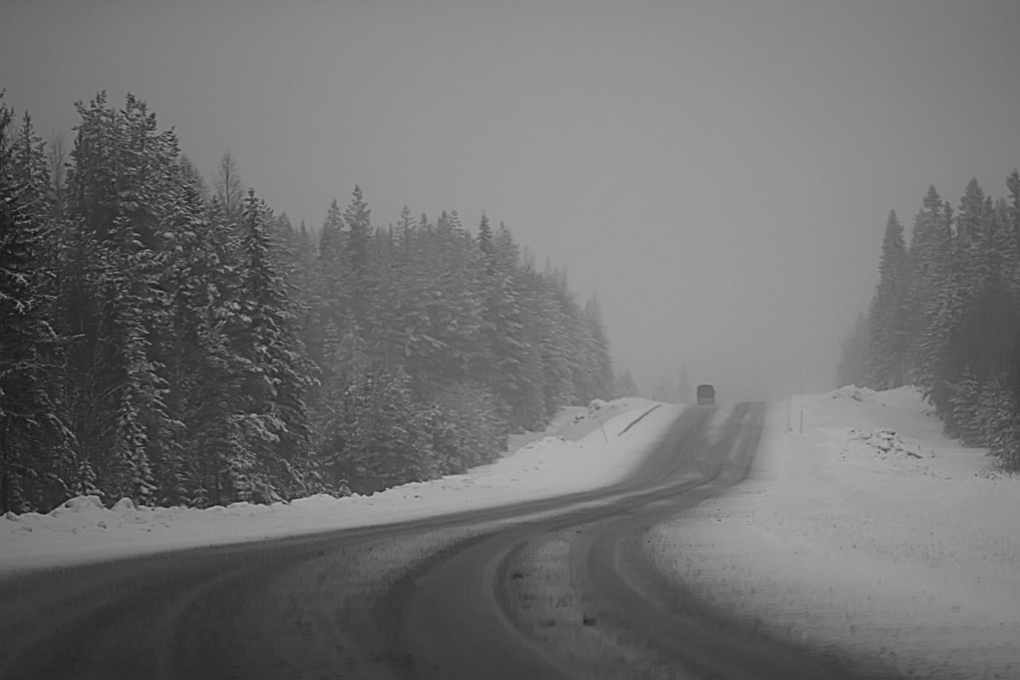 Усть-Каменогорск и ВКО / Штормовое предупреждение объявили в ВКО Усть-Каменогорск и ВКО / Штормовое предупреждение объявили в ВКО