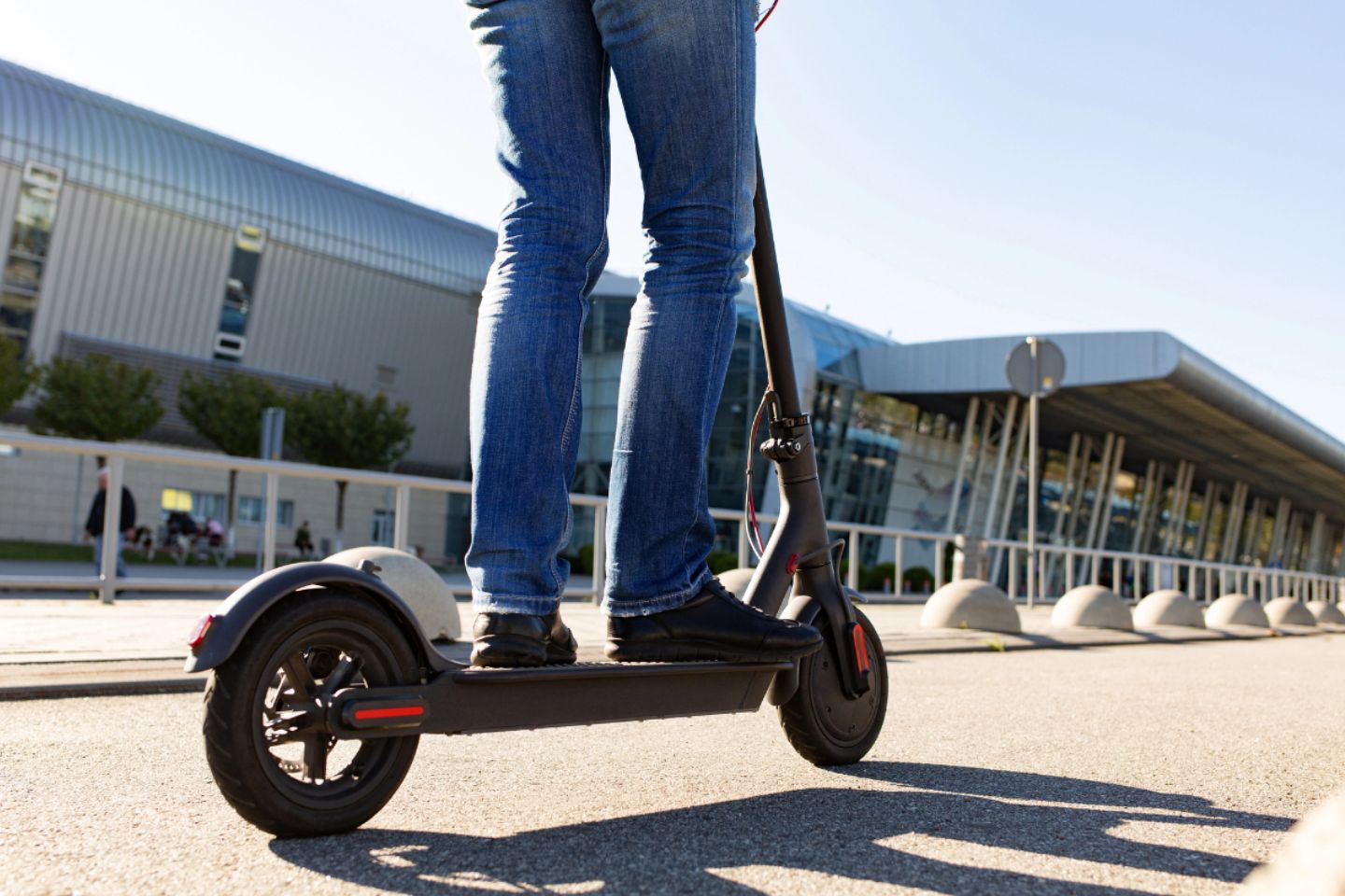 Новости Казахстана / Фиктивные электросамокаты: в Актобе осудили создателей пирамиды HRT