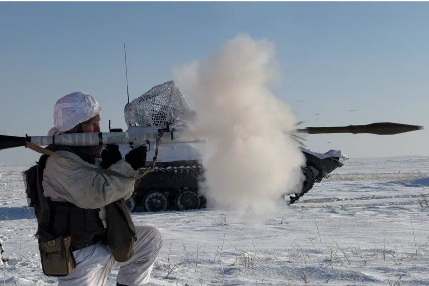 Усть-Каменогорск и ВКО / Өскемен гарнизонындағы механикаландырылған бригаданың атыс дайындығы пысықталды