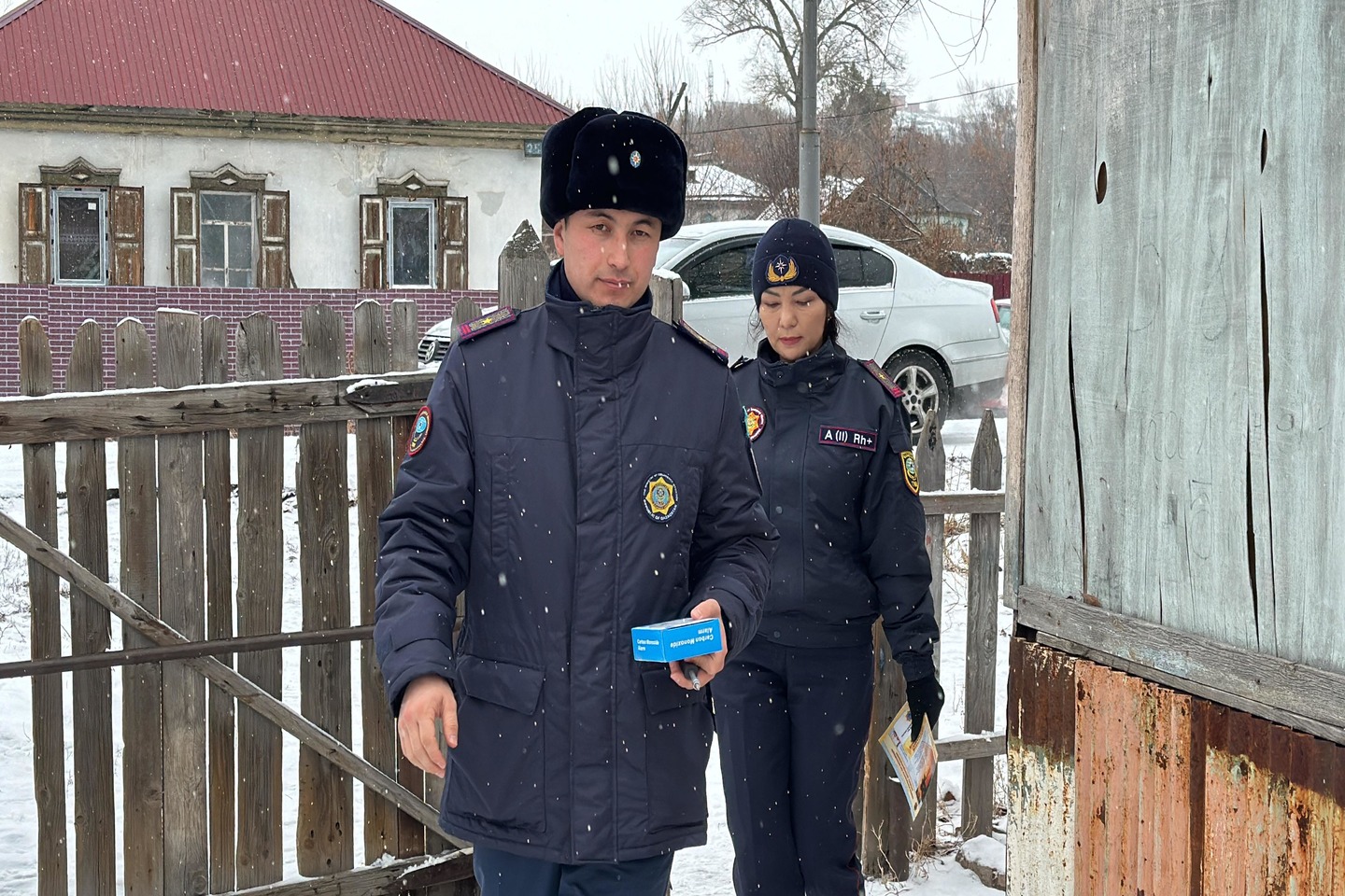 Усть-Каменогорск и ВКО / Глубокое (Глубоковский р-он) / Глубокое ауданындағы көпбалалылар тұратын үйлердің пештері жаңартылды