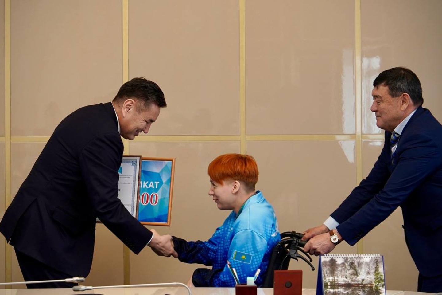 Усть-Каменогорск и ВКО / Шығысқазақстандық параспортшылар облыс әкімінің сыйлығына ие болды Усть-Каменогорск и ВКО / Шығысқазақстандық параспортшылар облыс әкімінің сыйлығына ие болды