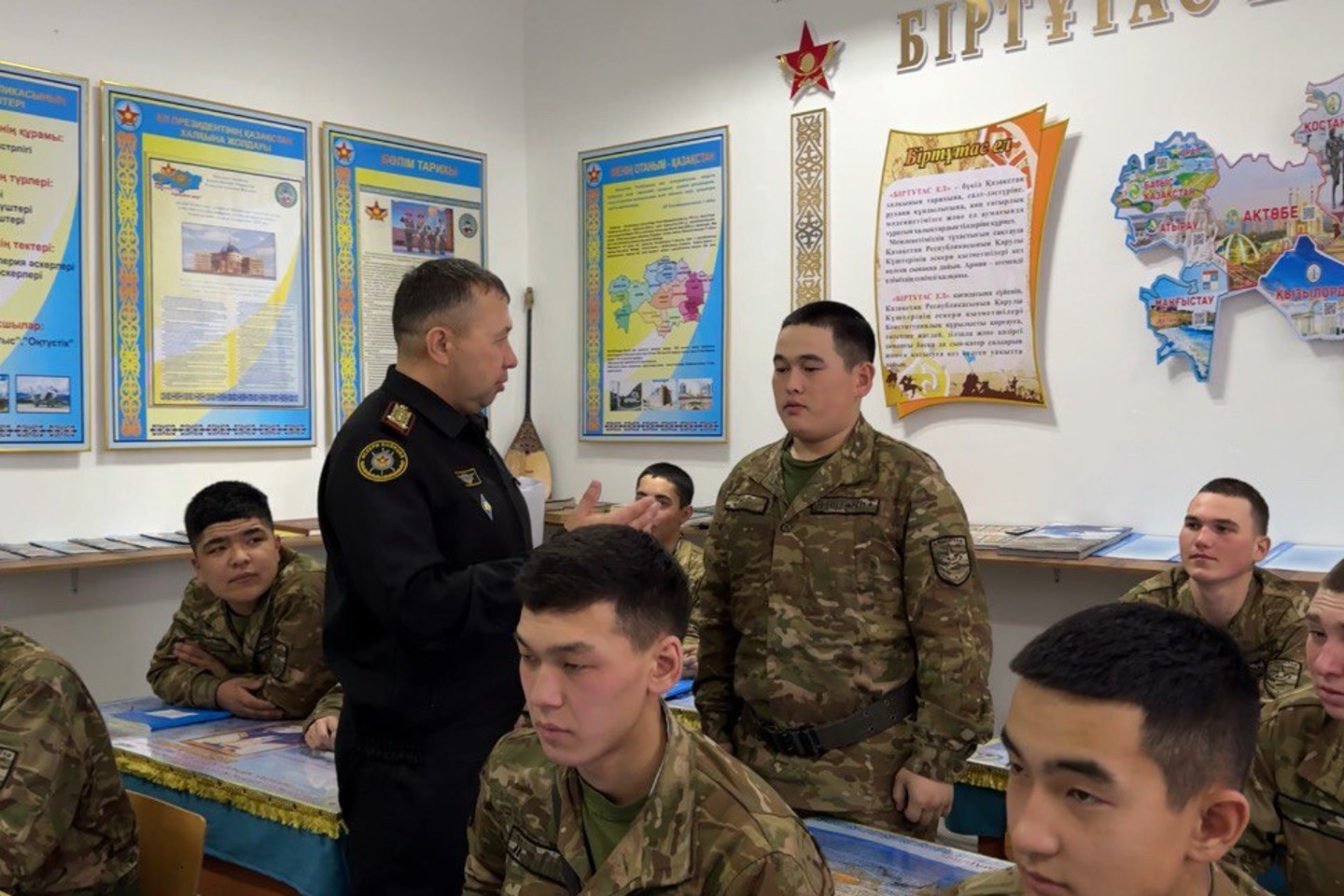 Усть-Каменогорск и ВКО / Әскери полиция әскердегі құқықтық тәртіпті нығайтады Усть-Каменогорск и ВКО / Әскери полиция әскердегі құқықтық тәртіпті нығайтады