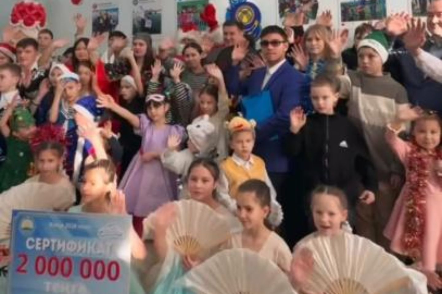 Усть-Каменогорск и ВКО / Нурымбет Сактаганов поздравил воспитанников Детской деревни в ВКО