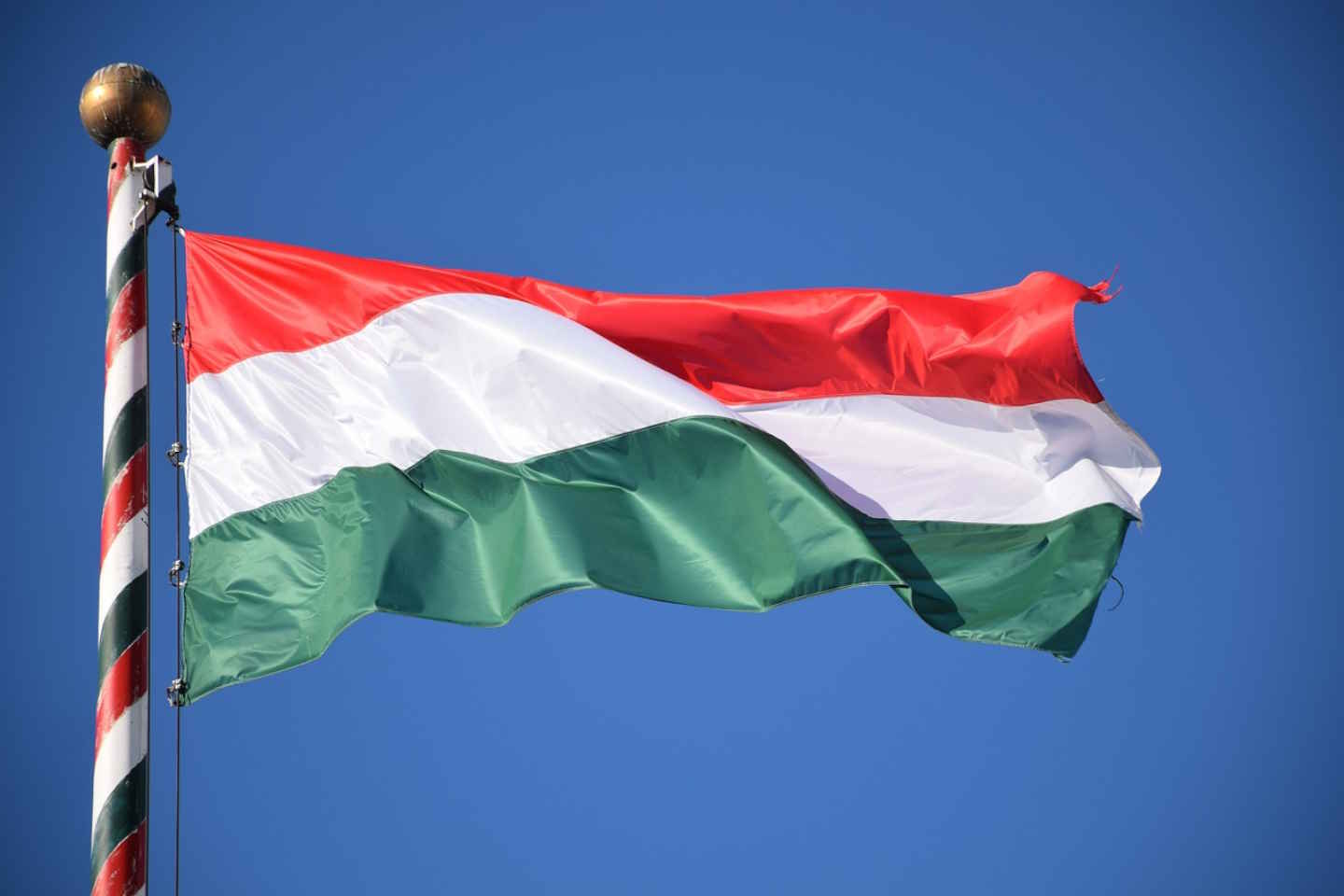 Новости мира / Политика в мире / Венгрия назвала условие для поддержки финансирования Украины