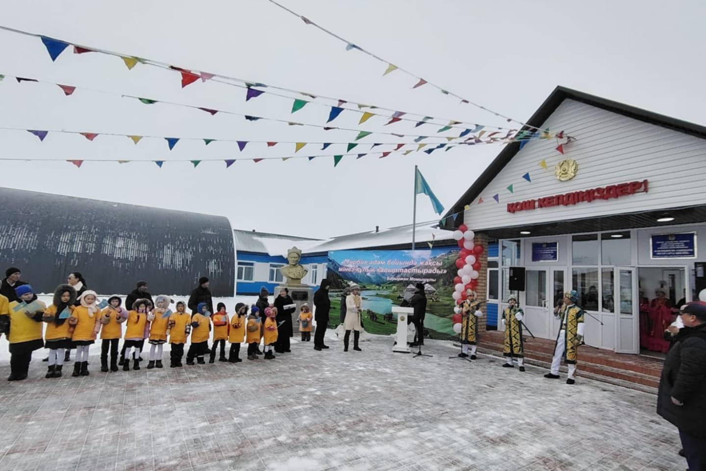 Усть-Каменогорск и ВКО / Новую школу возвели за восемь месяцев в одном из сел ВКО Усть-Каменогорск и ВКО / Новую школу возвели за восемь месяцев в одном из сел ВКО