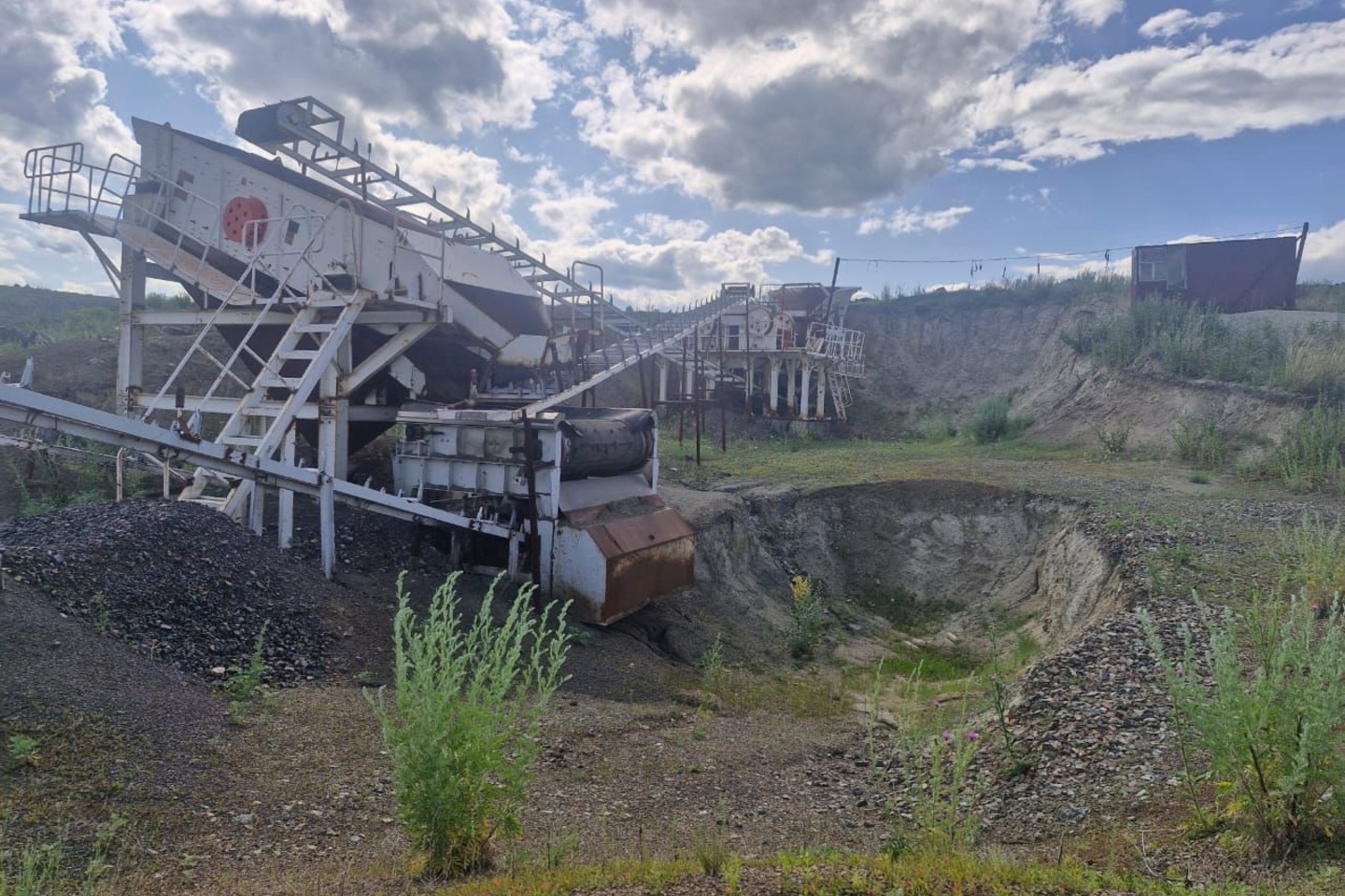 Усть-Каменогорск и ВКО / Шемонаиха (Шемонаихинский р-он) / Шемонаиха ауданында пайдалы қазбаларды заңсыз өндіргендер анықталды