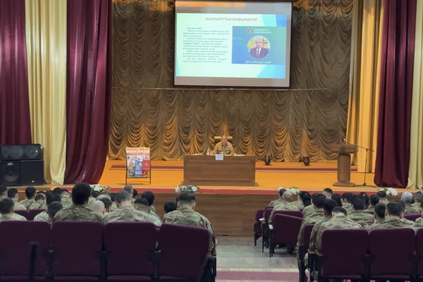 Происшествия в Казахстане и мире / Криминальные новости / В Усть-Каменогорске задержали грабителя Происшествия в Казахстане и мире / Криминальные новости / В Усть-Каменогорске задержали грабителя