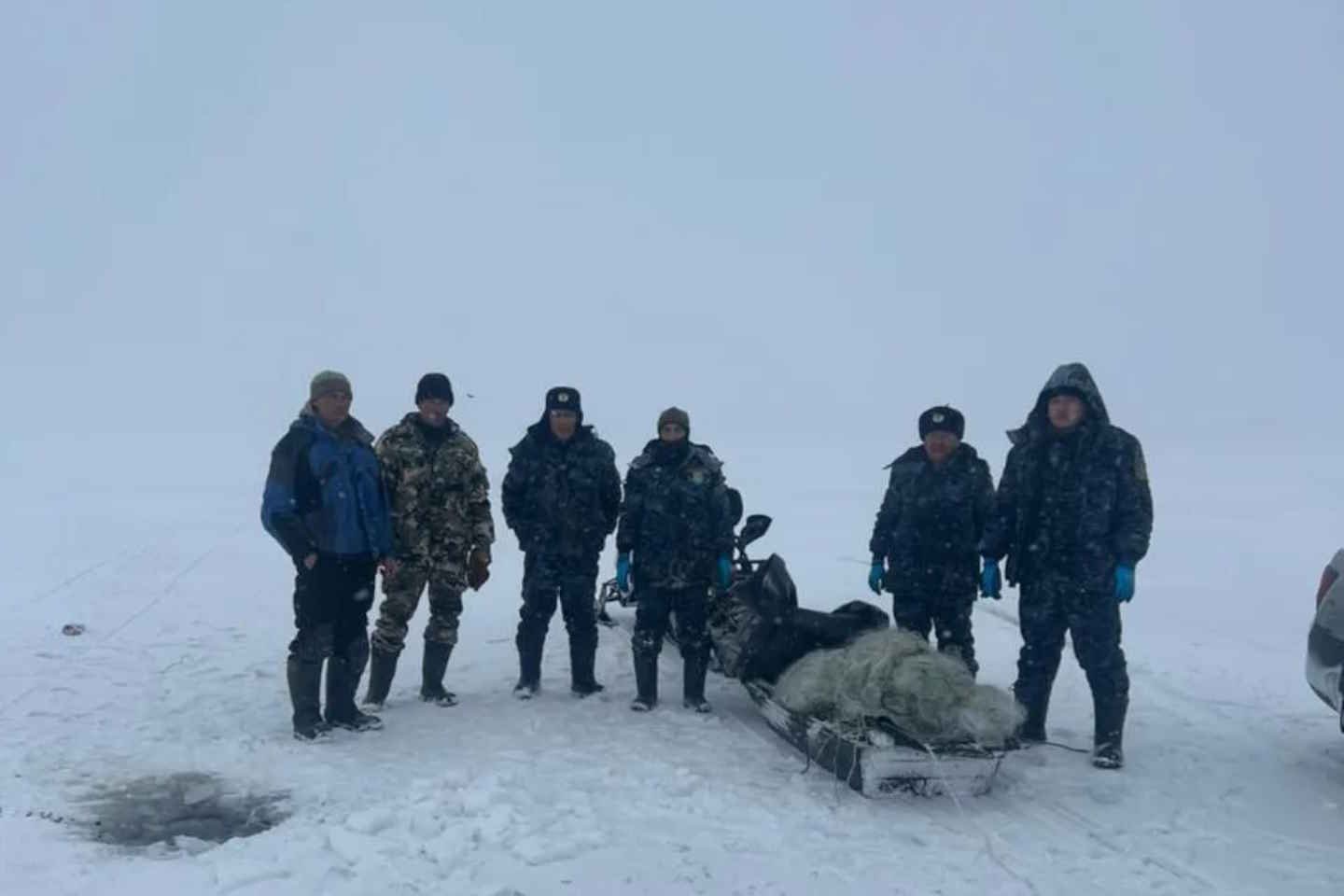 Усть-Каменогорск и ВКО / 6 тысяч метров сетей извлекли рыбинспекторы из Бухтарминского водохранилища