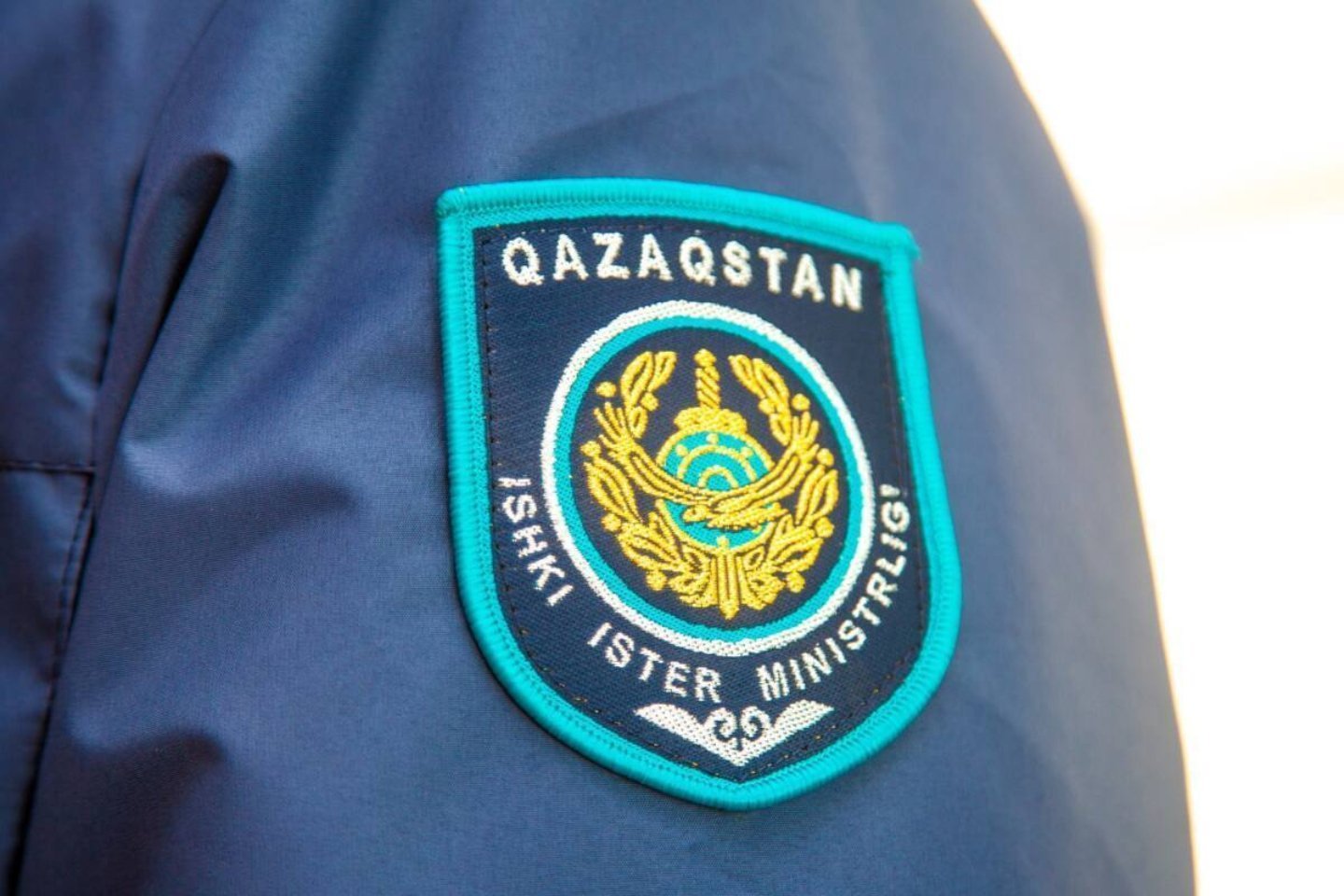 Новости Казахстана / В Алматинской области двое полицейских пострадали от взрыва гранаты