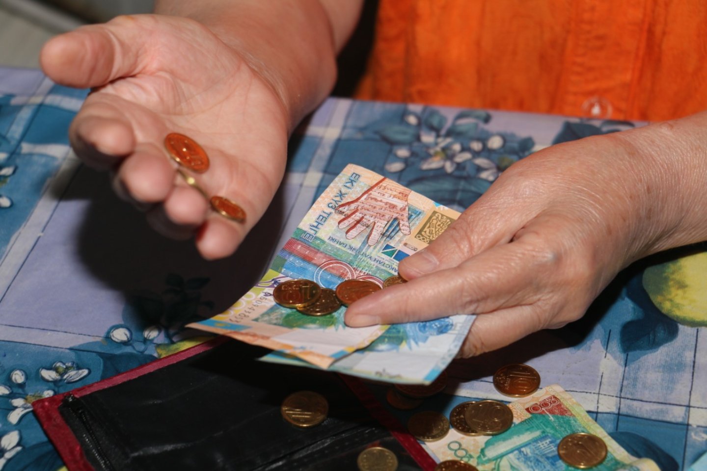 Новости Казахстана / Экономика в Казахстане / В РК участились случаи по отказу принимать в оплату мелкие монеты