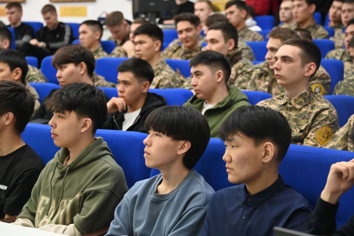 Усть-Каменогорск и ВКО / Студентам ВКО рассказали о преимуществах службы в Вооруженных силах РК Усть-Каменогорск и ВКО / Студентам ВКО рассказали о преимуществах службы в Вооруженных силах РК