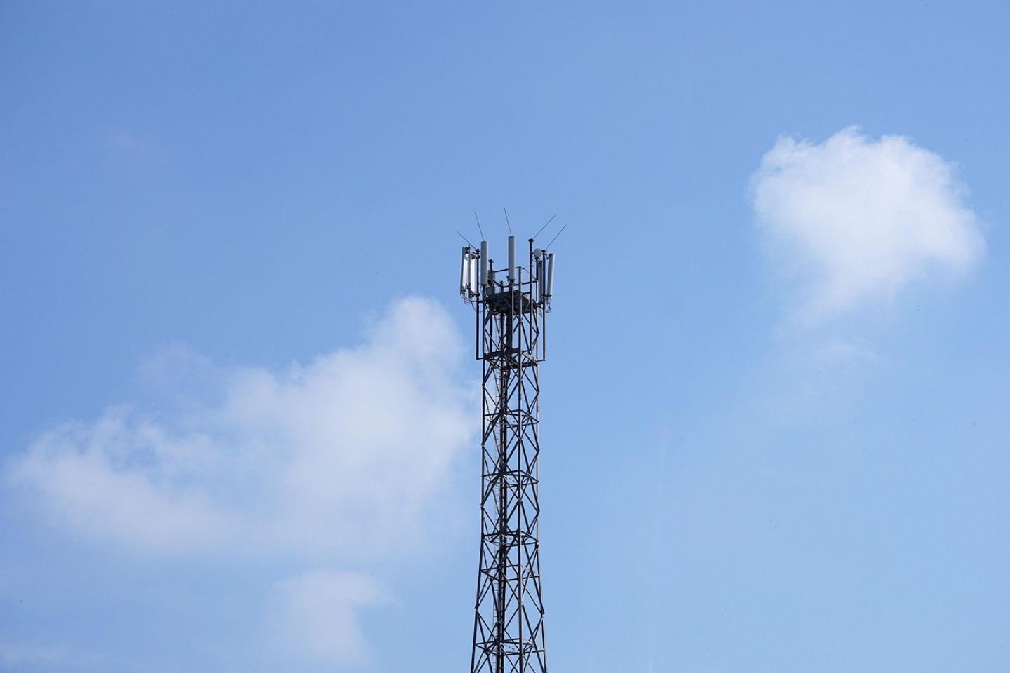 Усть-Каменогорск и ВКО / Мобильный интернет 4G заработал в селе Украинка Восточно-Казахстанской области Усть-Каменогорск и ВКО / Мобильный интернет 4G заработал в селе Украинка Восточно-Казахстанской области