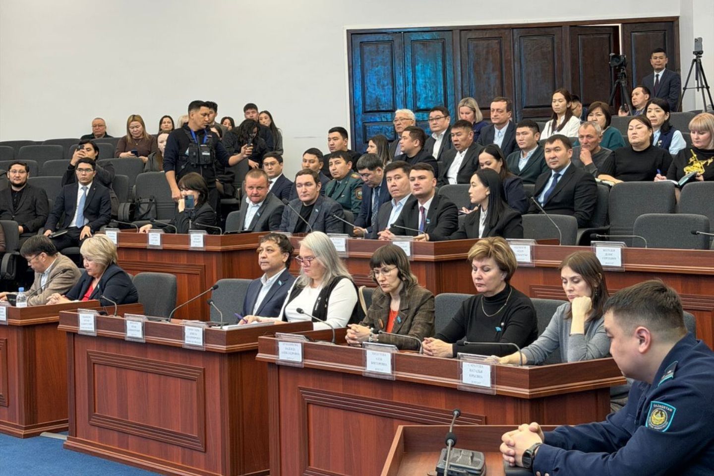 Усть-Каменогорск и ВКО / Усть-Каменогорск / Кто за что отвечает: реорганизация отделов прошла в акимате Усть-Каменогорска