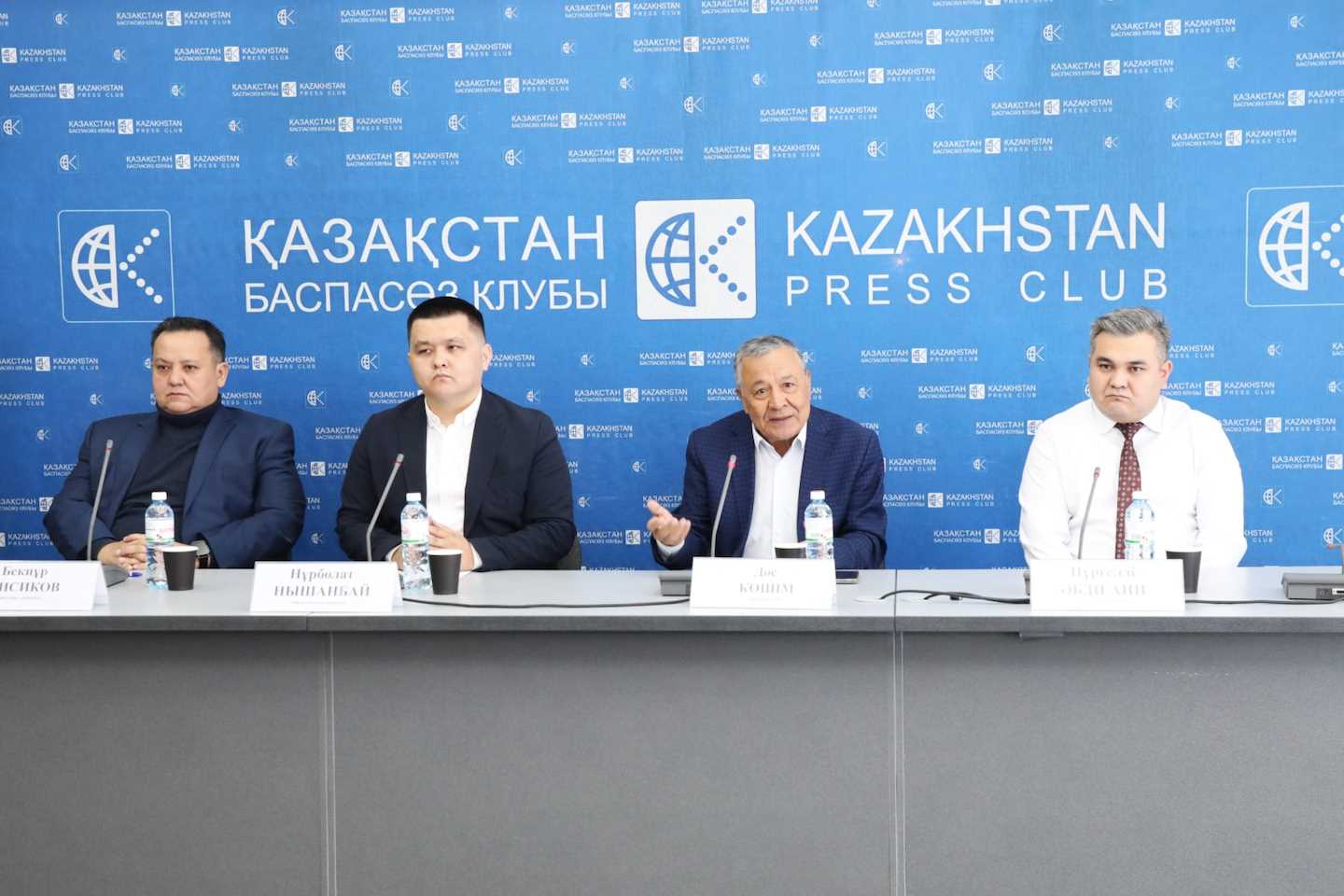 Новости Казахстана / Общество в Казахстане / Независимые наблюдатели согласились с цифрами ЦК референдума