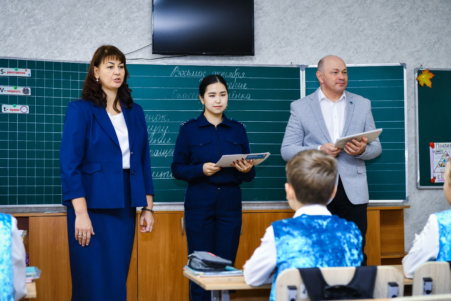 Партнерские материалы / Школьники ВКО получат памятки о безопасном поведении