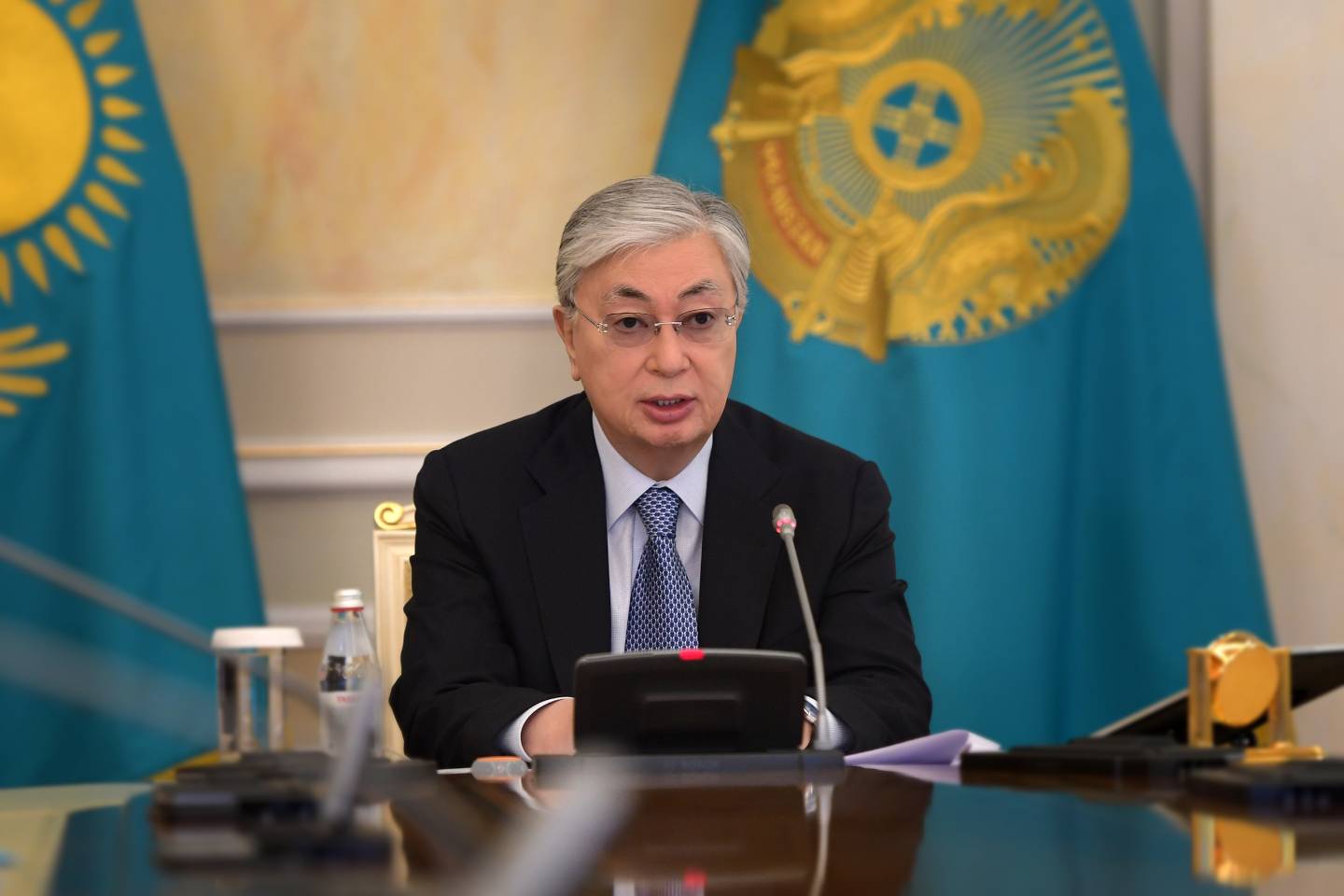 Новости Казахстана / Общество в Казахстане / Цифровизацию "для галочки" и рассинхронность ведомств раскритиковал президент РК