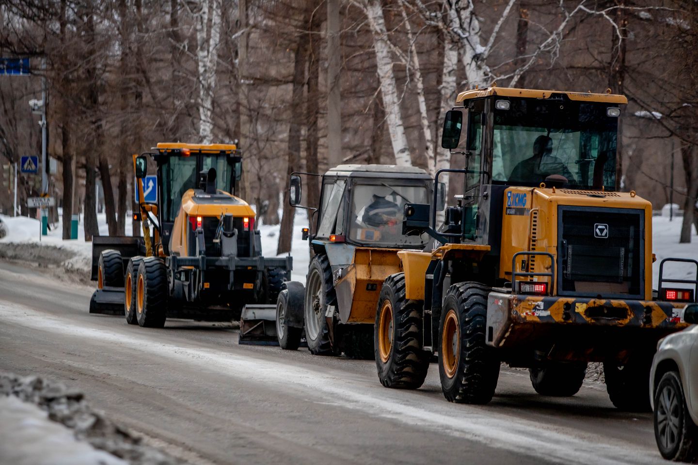 Усть-Каменогорск и ВКО / Усть-Каменогорск / Коммунальщики объяснили, откуда "шишки" на дорогах Усть-Каменогорска