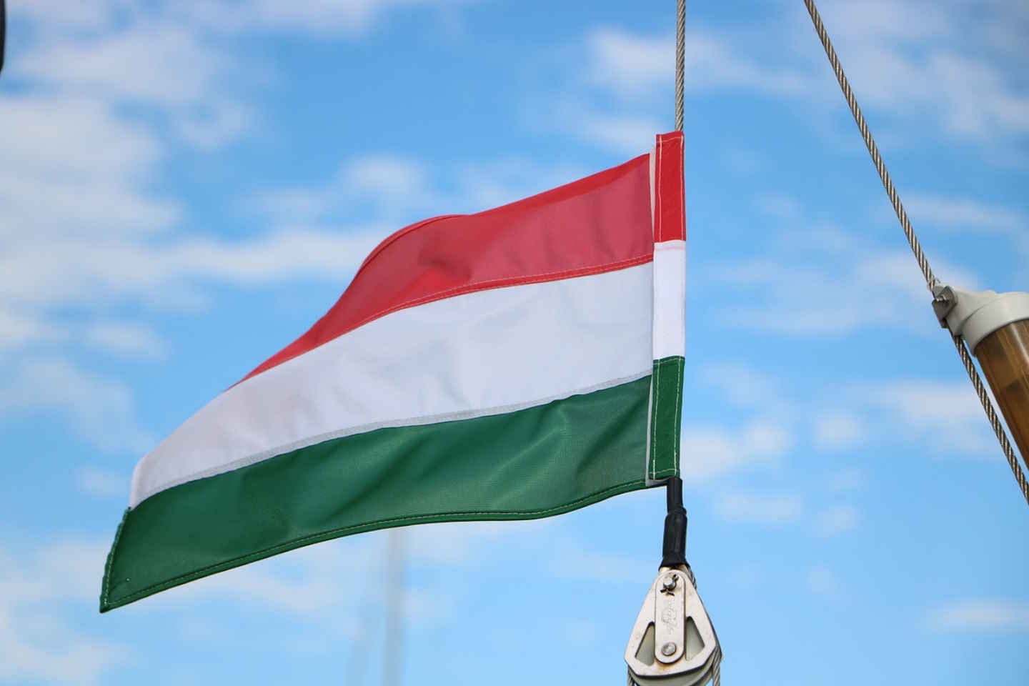 Новости мира / Политика в мире / Премьер Венгрии обвинил руководство ЕС в некомпетентности