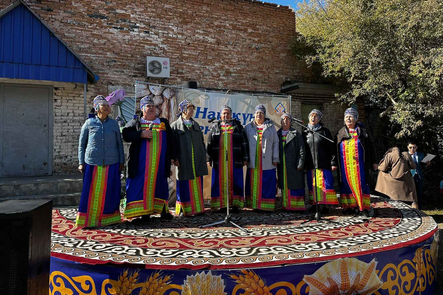 Усть-Каменогорск и ВКО / В Восточном Казахстане отпраздновали День хлеба