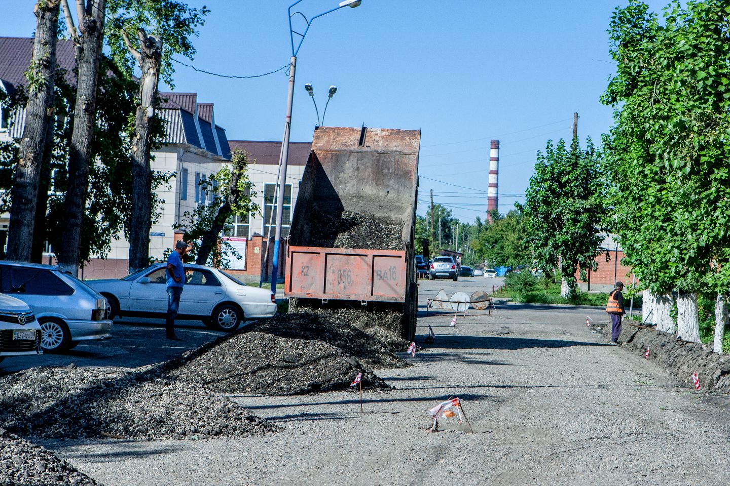 Усть-Каменогорск и ВКО / В этом году в Усть-Каменогорске отремонтировали 42 километра дорог