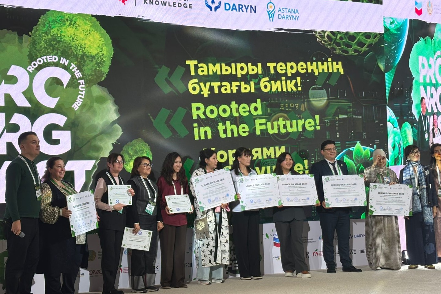 Усть-Каменогорск и ВКО / Өскемендік ұстаздардың жобасы Латвиядағы фестивальға жолдама алды