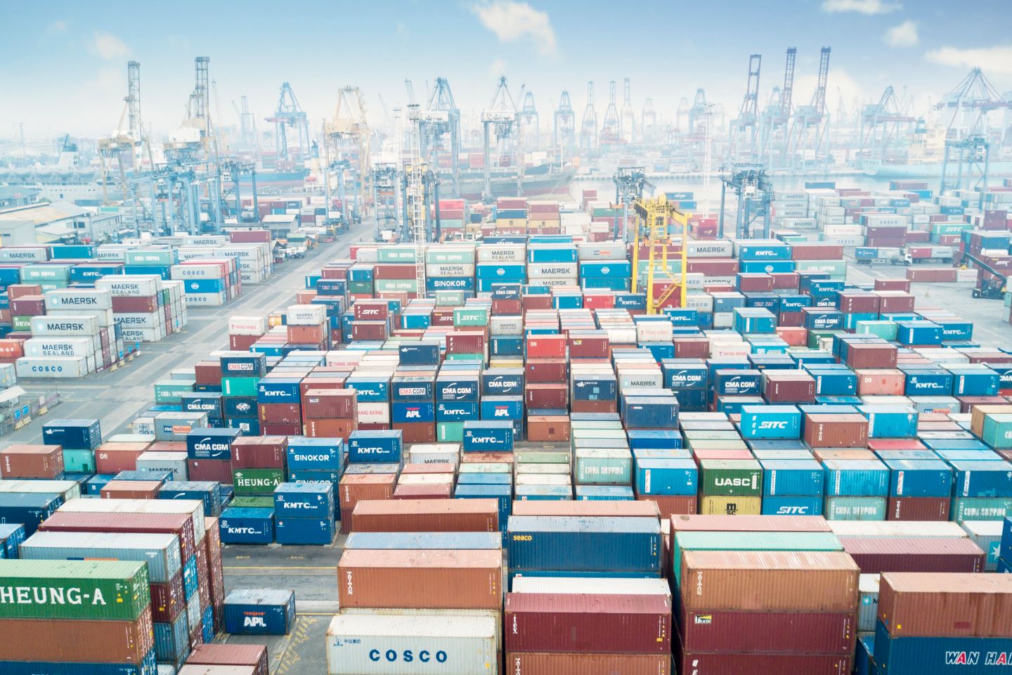 Новости мира / Китай предложил африканским странам полное освобождение от пошлин