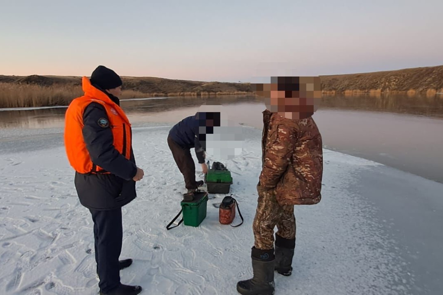 Усть-Каменогорск и ВКО / Касыма Кайсенова (Уланский р-он) / Ұлан ауданындағы 4 балықшыға айыппұл салынды Усть-Каменогорск и ВКО / Касыма Кайсенова (Уланский р-он) / Ұлан ауданындағы 4 балықшыға айыппұл салынды