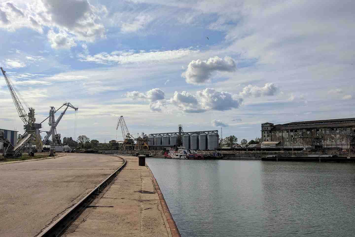 Новости Казахстана / Общество в Казахстане / Прием зерна в Актау временно приостановлен