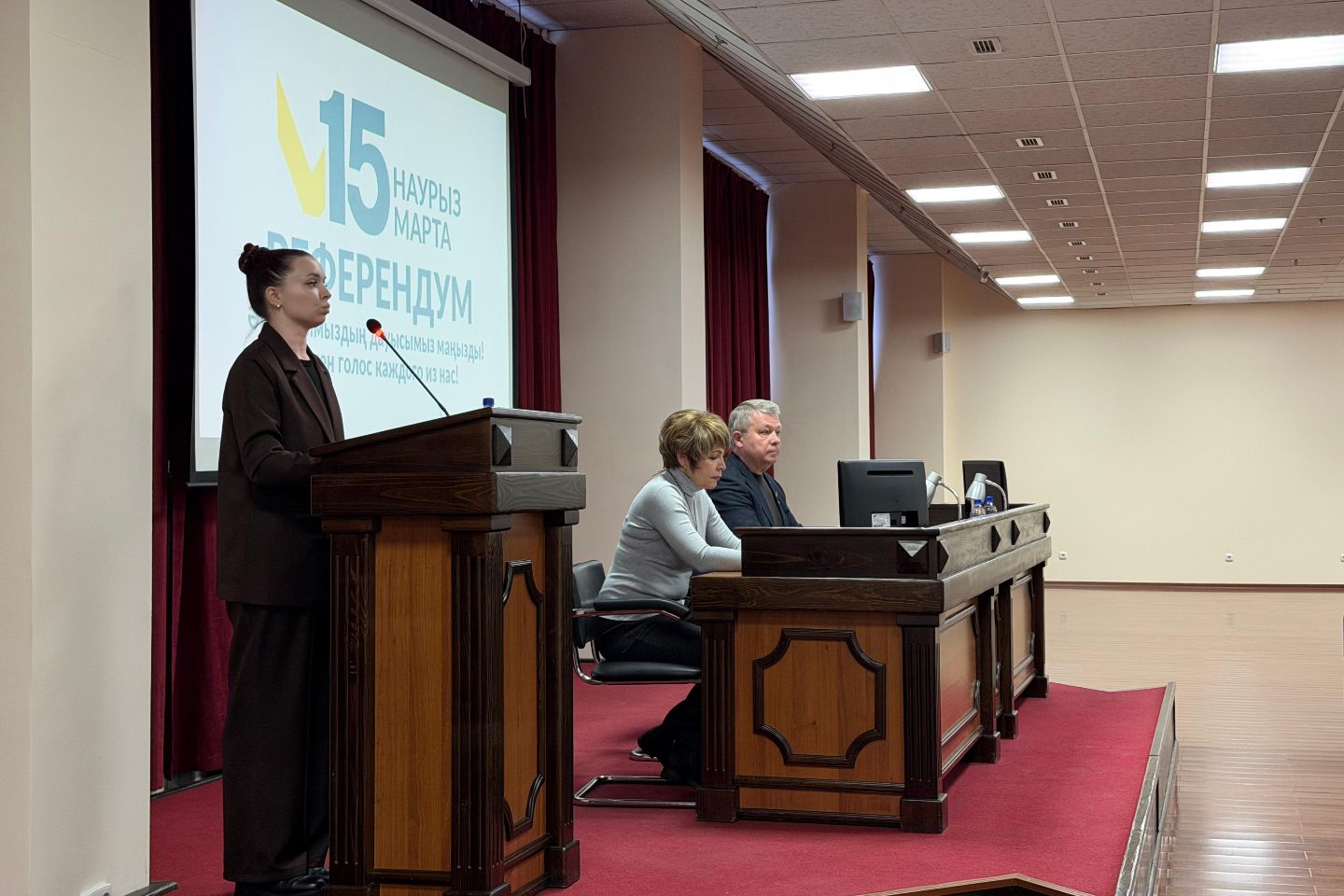 Усть-Каменогорск и ВКО / Усть-Каменогорск / Спасибо, что разъяснили: как простые устькаменогорцы готовятся к важному событию