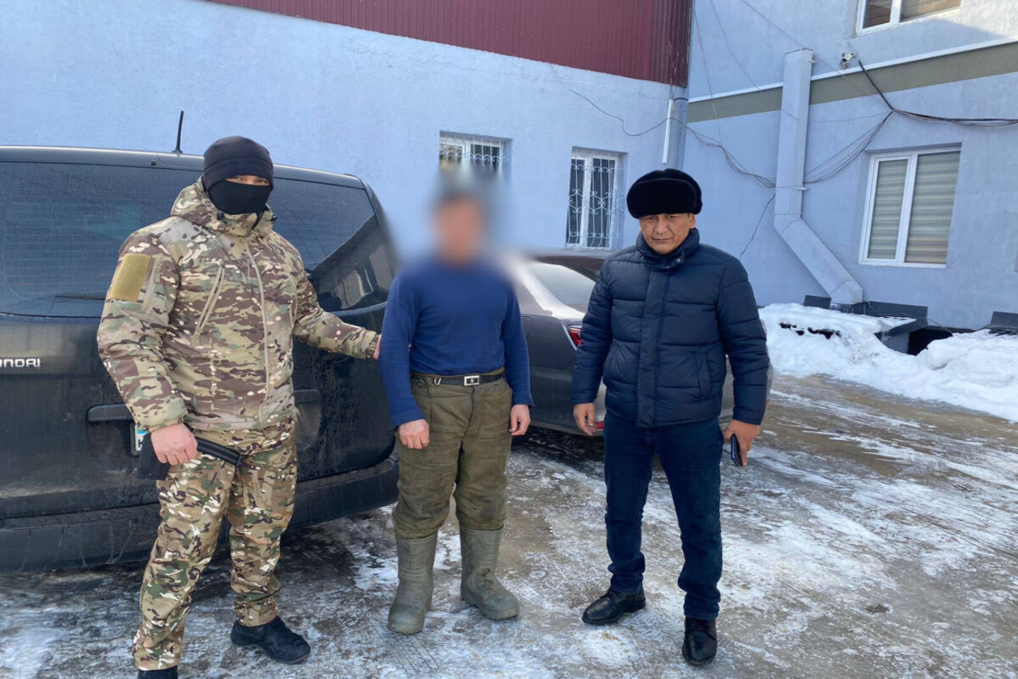 Происшествия в Казахстане и мире / Стихийные бедствия / Раскрыт хитроумный план кражи отары овец в Алматинской области