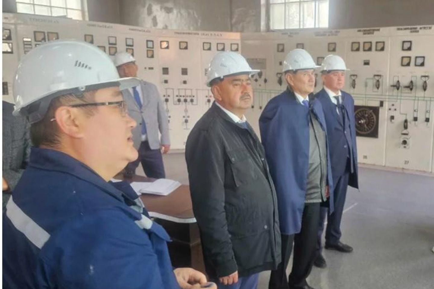 Усть-Каменогорск и ВКО / Риддер / ШҚО әкімі Риддердегі ЖЭО-ның қысқа дайындығын тексерді Усть-Каменогорск и ВКО / Риддер / ШҚО әкімі Риддердегі ЖЭО-ның қысқа дайындығын тексерді