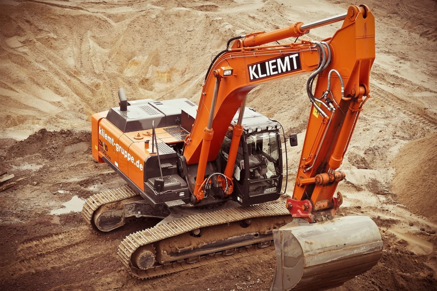 Усть-Каменогорск и ВКО / Экологи внепланово проверили золотодобытчиков