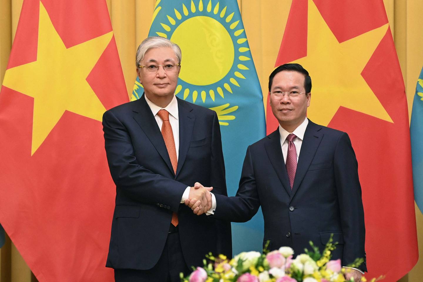 Новости мира / Интересные новости / Казахстан официально вводит безвизовый режим с Вьетнамом