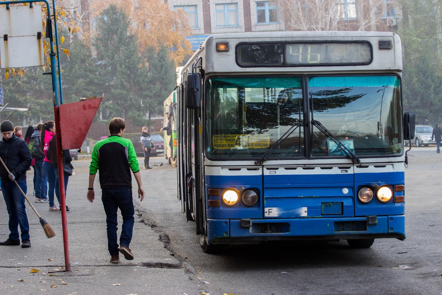 Усть-Каменогорск и ВКО / Өскемендегі №46 бағыттағы автобустың жолы өзгерді